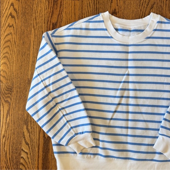 Lululemon Blue/White striped Perfectly Oversized Fleece Crewneck - Picture 3 of 6